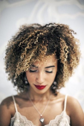 Tips for Coloring Your Natural Hair At Home