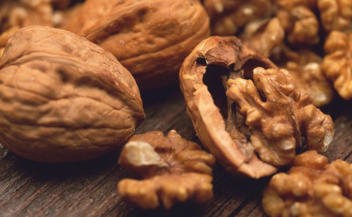 The Benefits of Walnut Oil for Natural Hair | Curls Understood